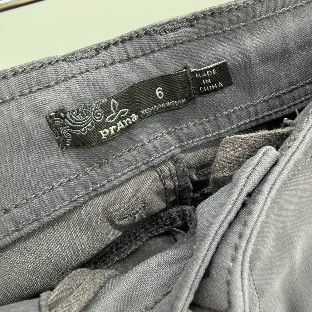 Prana Halle Hiking Pants Size 6 Grey Stretch Roll Up Straight Leg Nylon Blend - Picture 3 of 11
